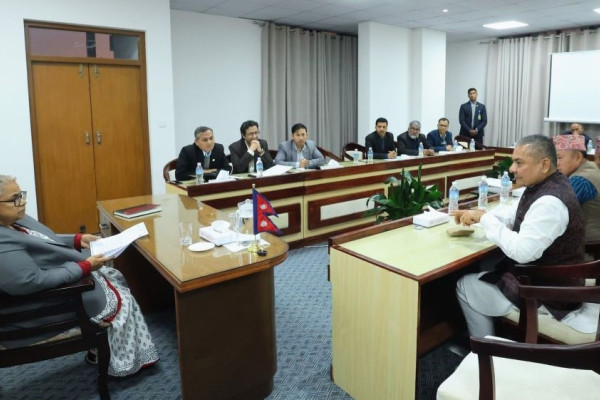 प्रधानमन्त्री कार्कीसँग मागे दुर्गा प्रसाईंले माफी, भनेः तपाईं दुर्गा हो, माता हो